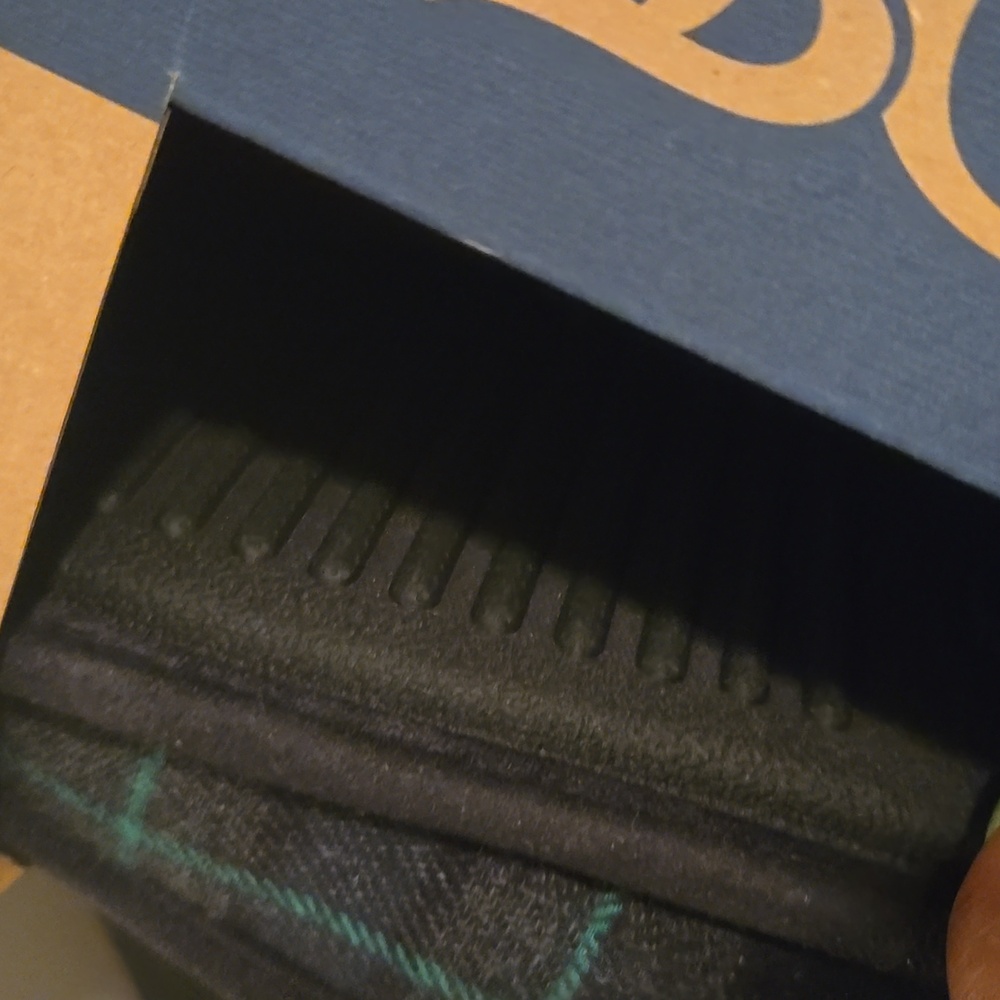 NWT mens memory foam house slippers - Picture 7 of 9